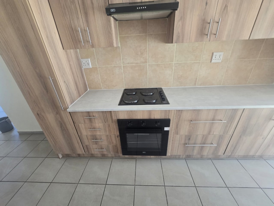 To Let 3 Bedroom Property for Rent in Naudeville Free State